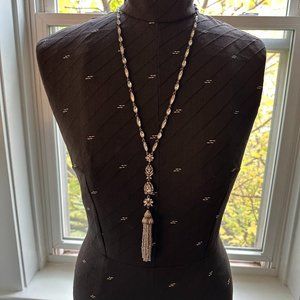 RARE FIND - BaubleBar Lavalier 1920s Tassel Necklace